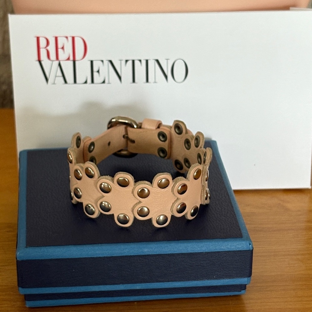 RED Valentino Blush Pink/Tan Silver Studded Leather Bracelet Floral Scalloped